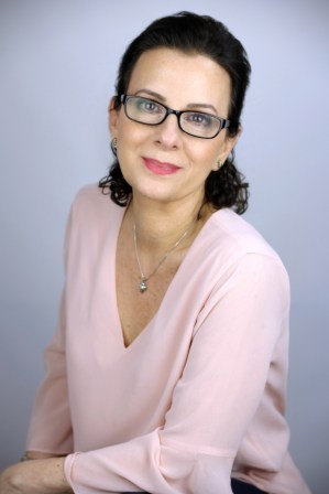 Head Shot Pink Susan Elise Shiebler Photography©_ Marie Ruggles 67