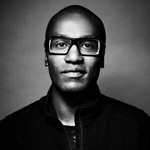 ld6t4r4oildhrtnlr7l1l315gq._SX450_